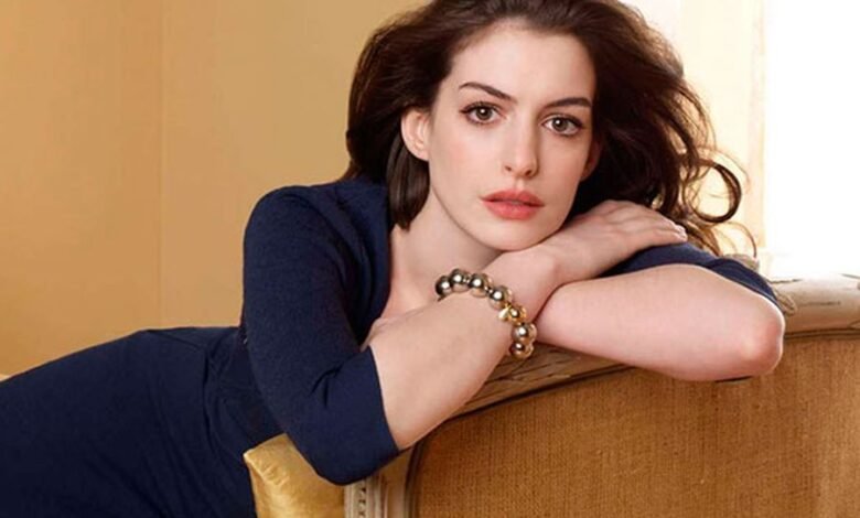 Anne Hathaway