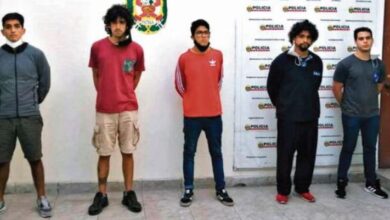 violan en grupo en perú