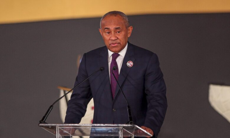 FIFA suspende por cinco años a presidente de la Confederación Africana