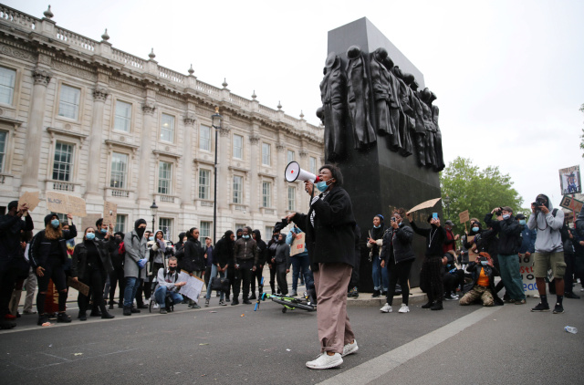 gran bretaña protesta