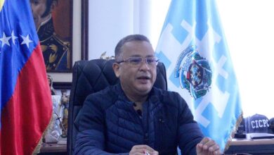 Al sacerdote Franklin Lenan Pined