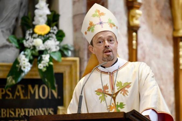 embajador de vaticano en irak