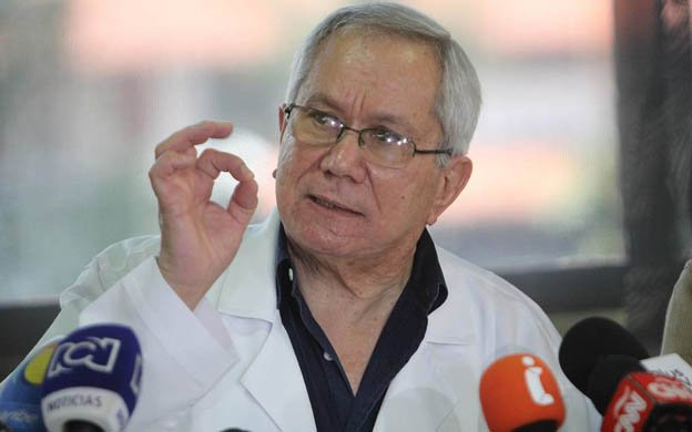Douglas León Natera, presidente de la Federación Médica Venezolana (FMV),