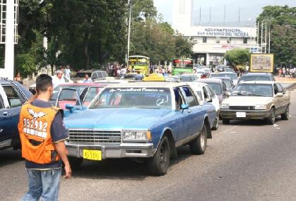 frontera carros