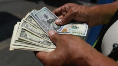 Dólar paralelo abre este viernes en 2.750.066,44 bolívares