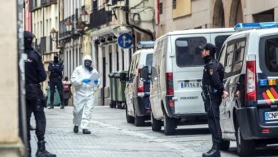 Detuvieron a un hombre en España por infectar a 22 personas con covid-19