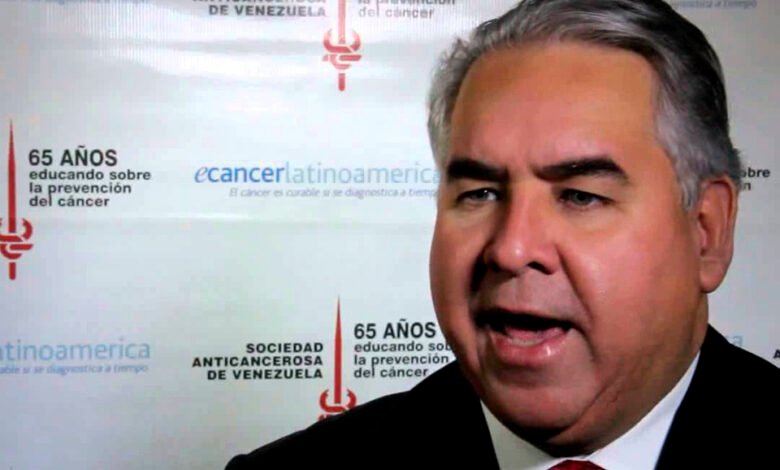 El presidente de la Academia Nacional de Medicina de Venezuela, Enrique López Loyo