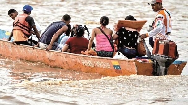 Confirman rescate de siete sobrevivientes y dos fallecidos del naufragio de Boca de Serpiente
