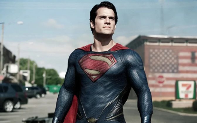 Dijo en la escuela que su tío era Superman, lo trataron de mentiroso y llegó acompañado de Henry Cavill