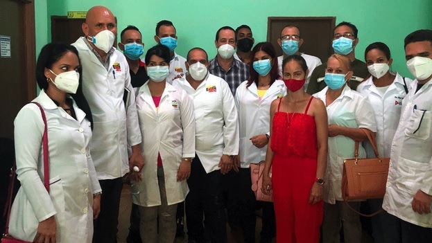 medicos cubanos salen de venezuela