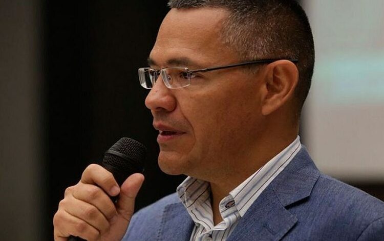 Ernesto villegas