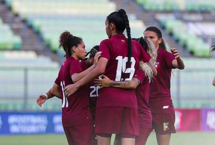 vinotinto femenina