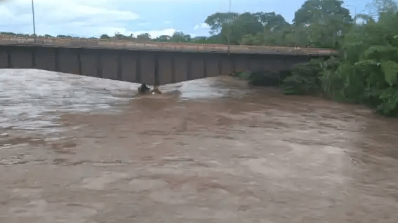 rio desborda