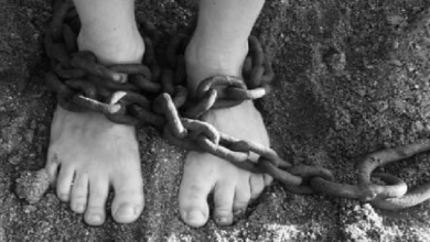 amarra con cadenas