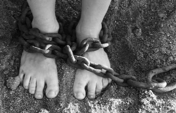 amarra con cadenas